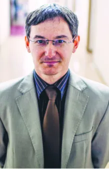 2425030-emil-chojnacki-wicedyrektor-izby.jpg