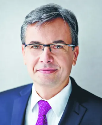 2452937-zbigniew-libera-partner-w-dziale.jpg