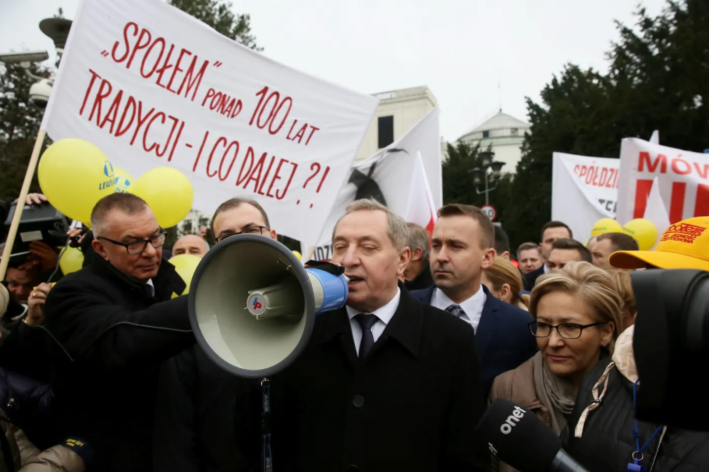 Kowalczyk: Podatek za handel w sobotę jak w dni powszednie