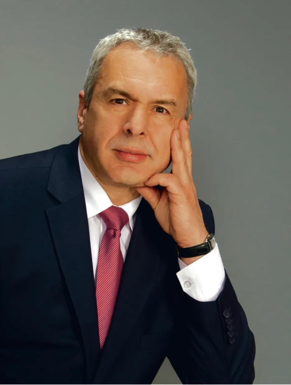 2521751-krzysztof-paturej-dyplomata-byly.jpg