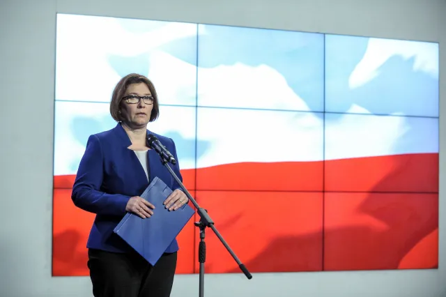 Mazurek: Prezes Kaczyński wielokrotnie mówił, że konstytucja wymaga zmiany