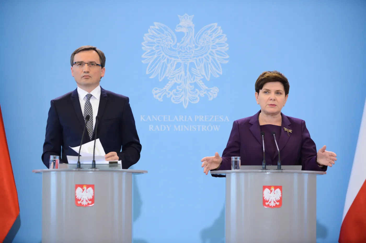 Rząd przyjął projekty ustaw o komornikach. Ziobro: Zawód komornika nie może opierać się na biznesie
