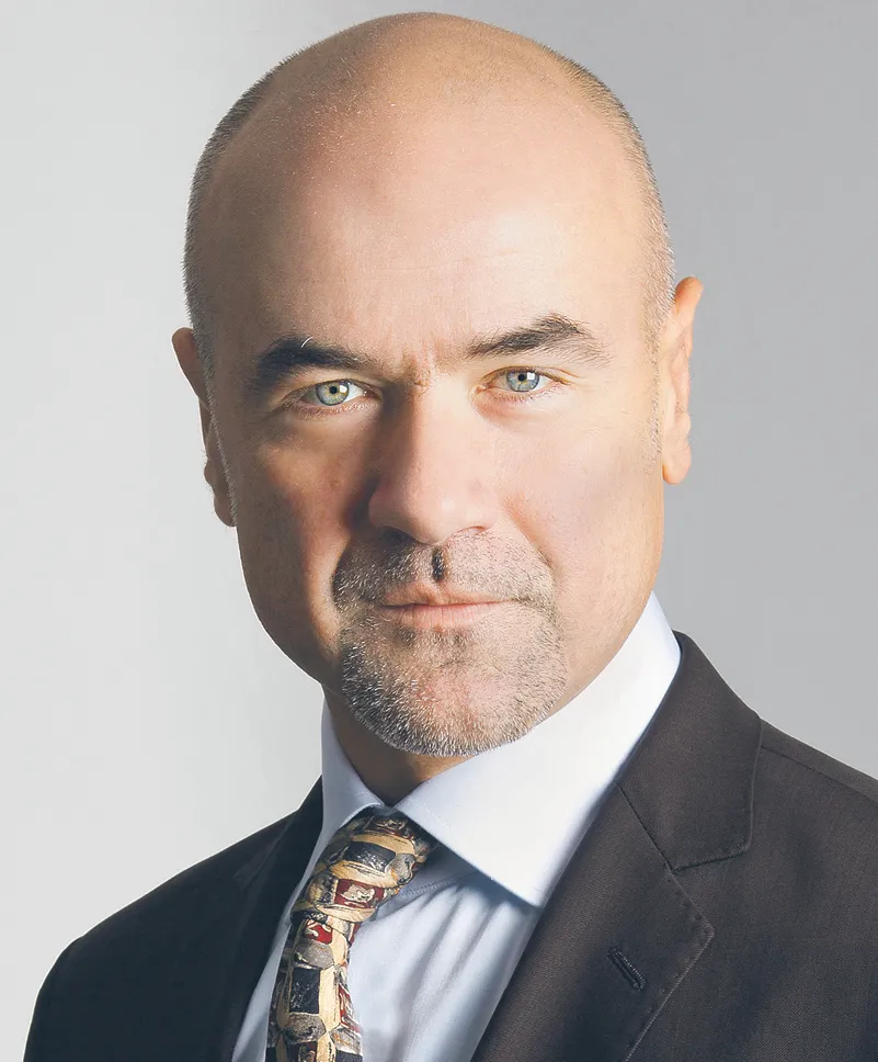 2989923-bartlomiej-raczkowski-zalozyciel.jpg