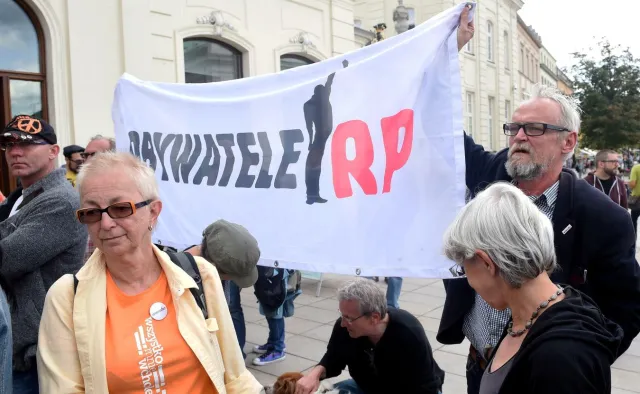 MSWiA wezwało Fundację Wolni Obywatele RP do zaprzestania naruszania prawa