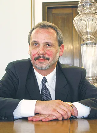 3053757-andrzej-zarebski-ekspert-rynku.jpg