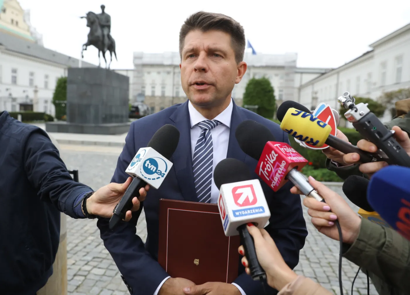 "Nie będzie naszej zgody na zmiany Konstytucji". Petru komentuje spotkanie z prezydentem