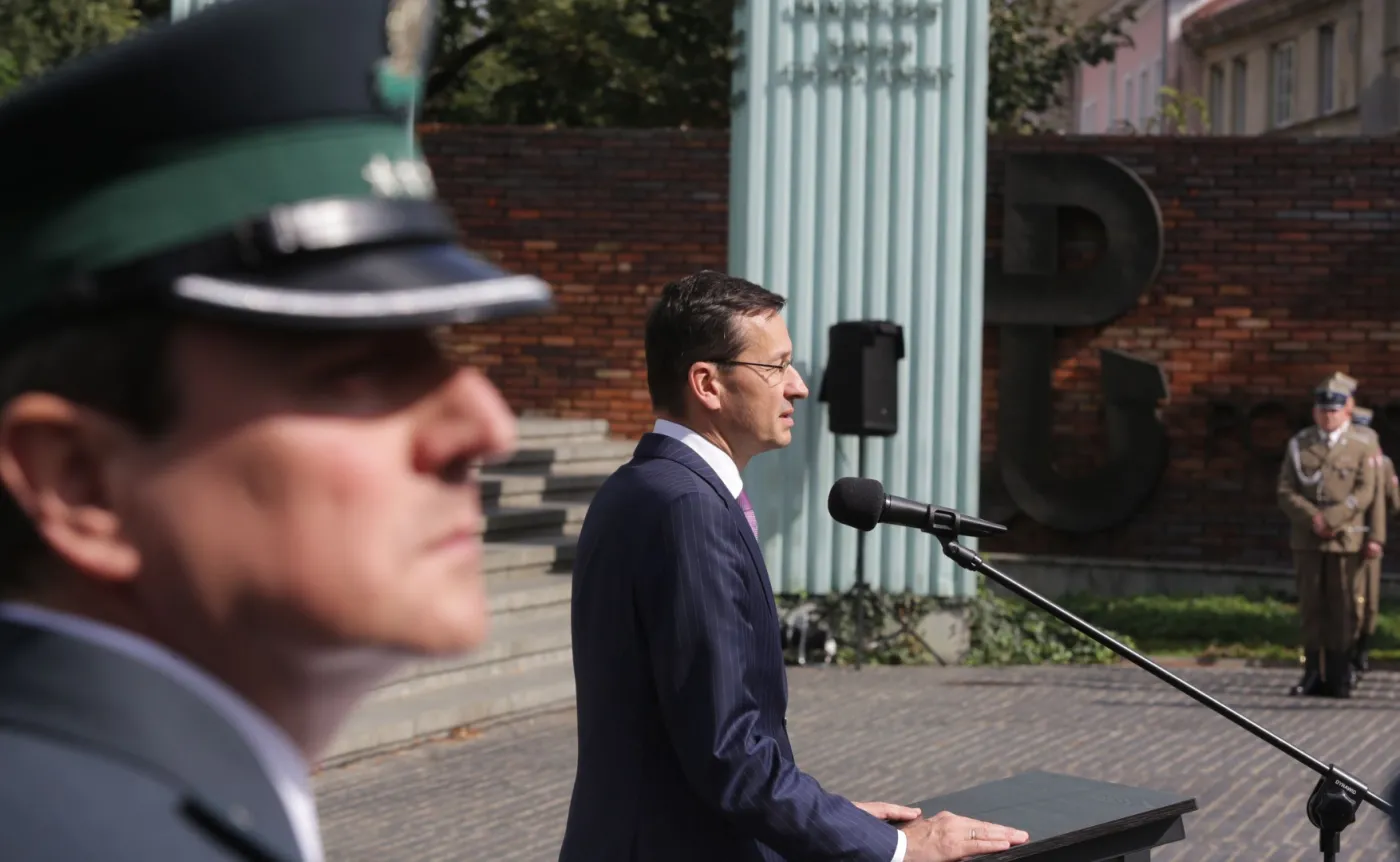 Morawiecki: Ograniczenia nie służą gospodarce