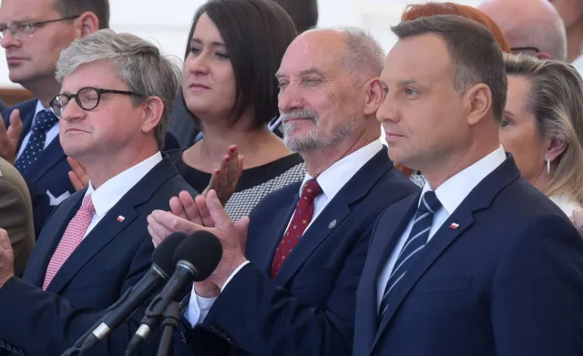 Rzecznik prezydenta: Konieczna jest pilna naprawa relacji na linii BBN-MON