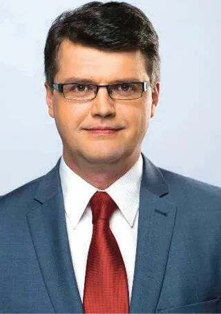 3174641-maciej-wasik-zastepca-ministra.jpg
