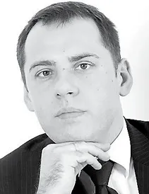 3216672-waldemar-rogowski-glowny-analityk.jpg