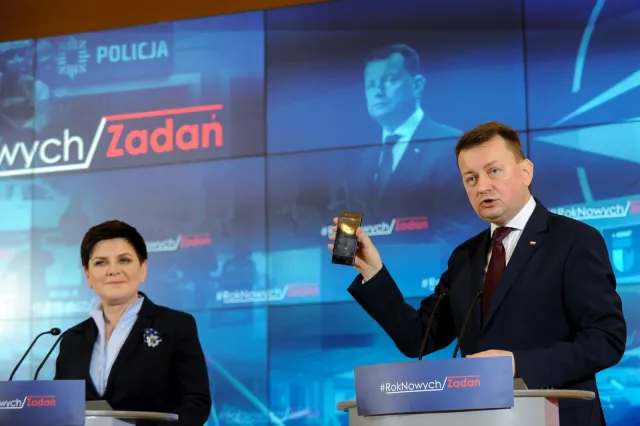 Błaszczak: Policja zidentyfikowała 80 osób protestujących przed Sejmem 16 grudnia