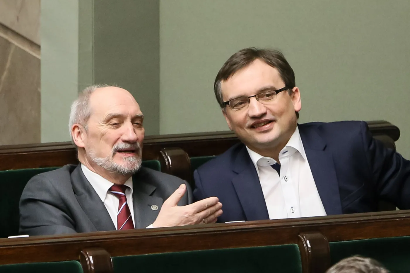 Minister obrony narodowej Antoni Macierewicz i minister sprawiedliwości prokurator generalny Zbigniew Ziobro