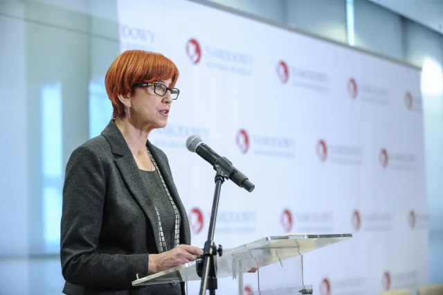 Rafalska: Będą korekty w programie 500+