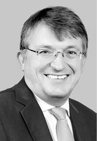 2918501-wojciech-ostrowski-radca-prawny.jpg