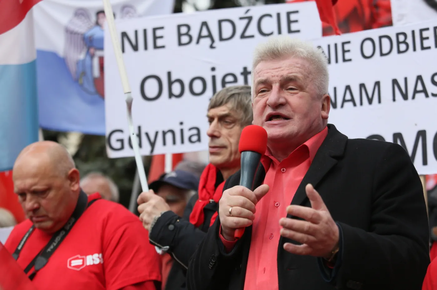 2923348-piotr-ikonowicz-podczas-marszu.jpg