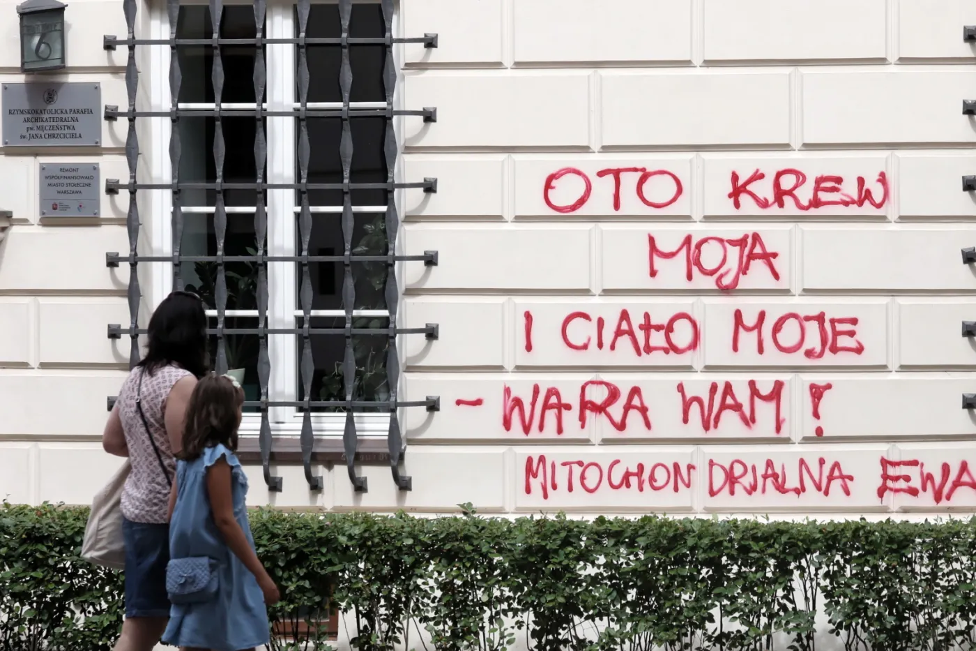 Warszawa: Policja wszczęła postępowanie ws. zdewastowania kościelnych budynków