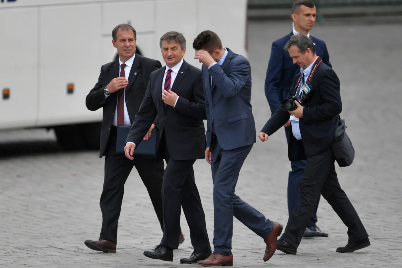 3422171-marszalek-sejmu-marek-kuchcinski.jpg