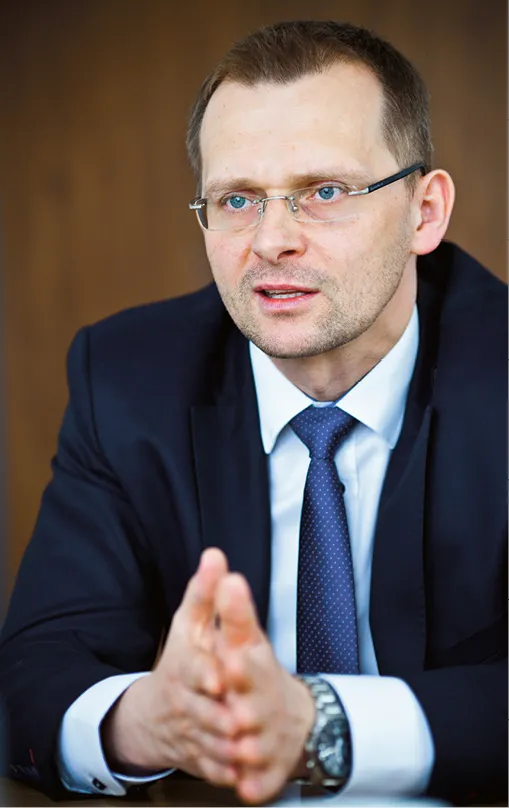 3317100-hubert-nowak-wiceprezes-urzedu.jpg