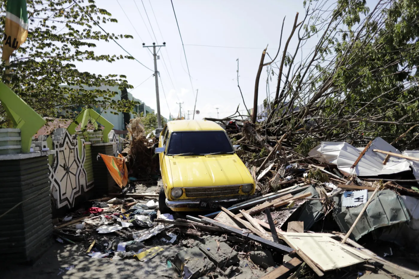 Indonezja: Bilans ofiar śmiertelnych trzęsienia i tsunami przekroczył 832 osoby