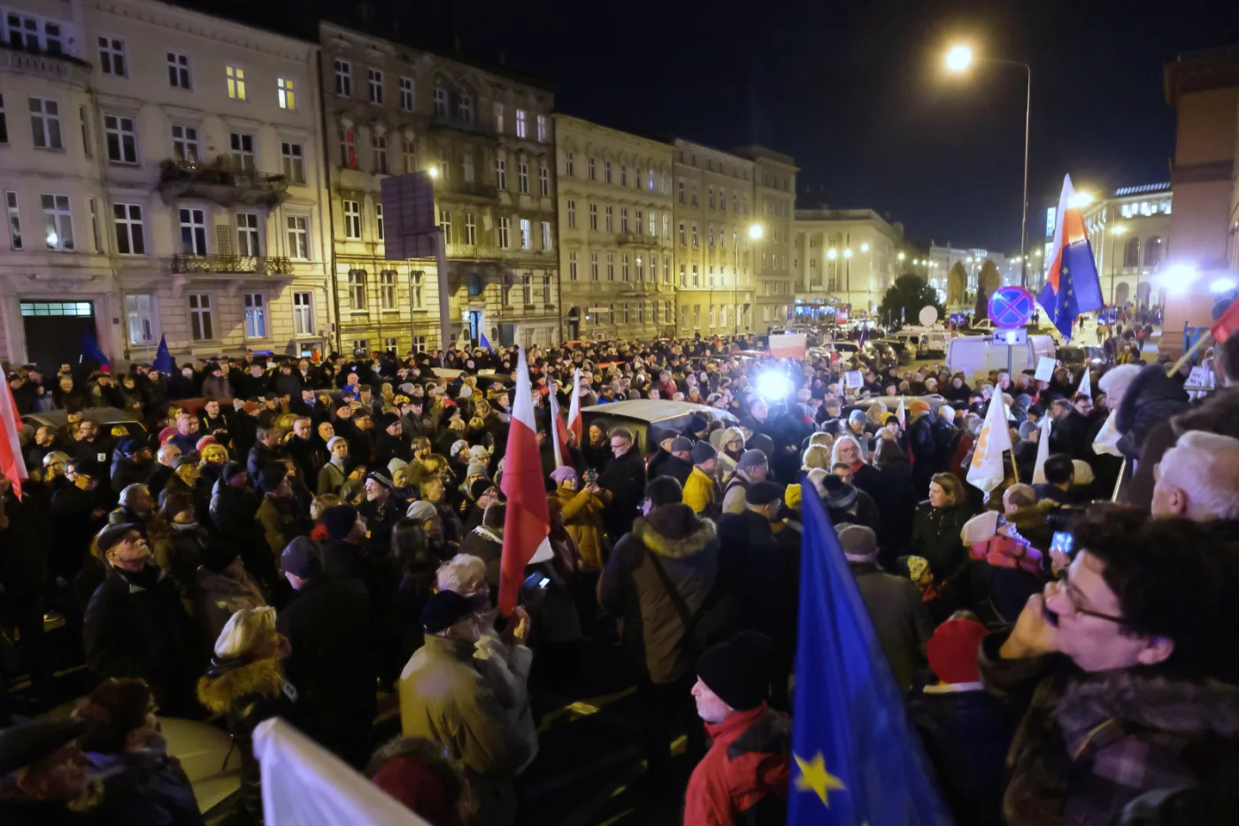 4400802-uczestnicy-protestu-pod-haslem.jpg