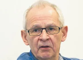 4455355-prof.jpg