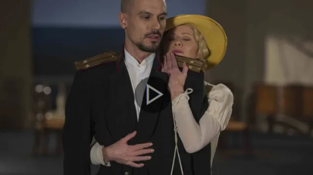 Spektakl na wieczór: "Miłość na Krymie" Jerzego Jarockiego [TEATR ONLINE]