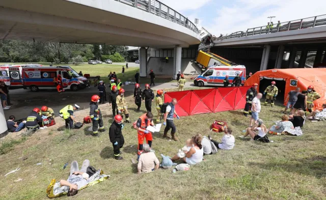 "ZTM ma ograniczone możliwości kontroli". Warszawski ratusz zapowiada apel do premiera