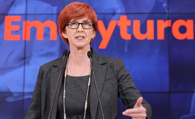 Rafalska: Trzynasta emerytura będzie wypłacana "z urzędu"