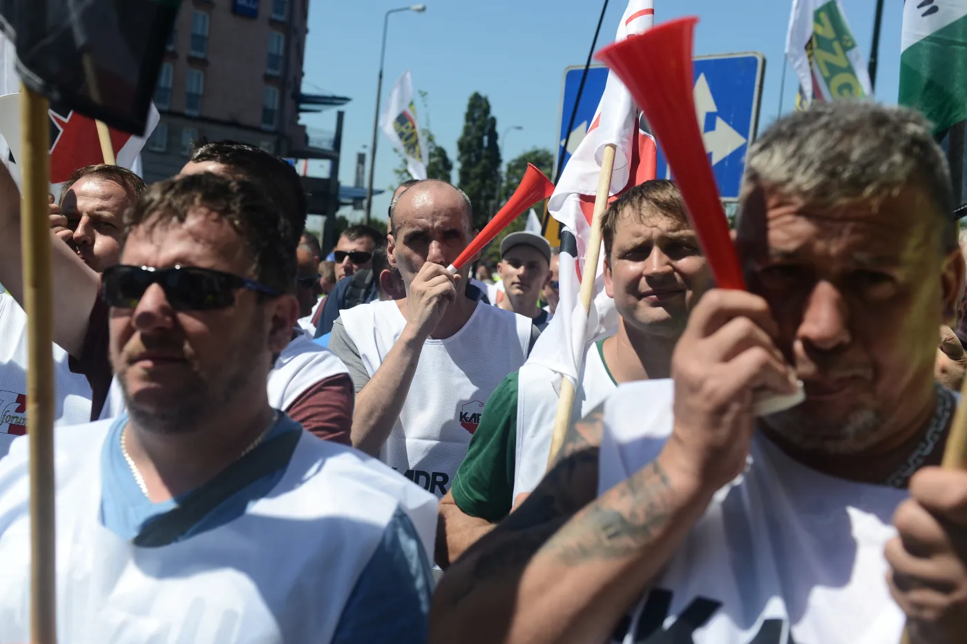 Górnicy z JSW i ich koledzy protestowali przed siedzibą PiS