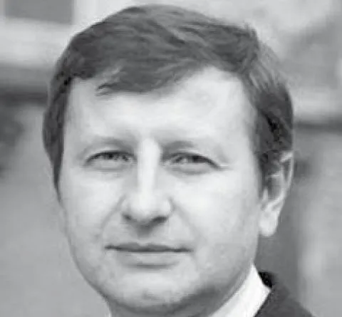 4274085-jerzy-pisulinski-dziekan-wydzialu.jpg