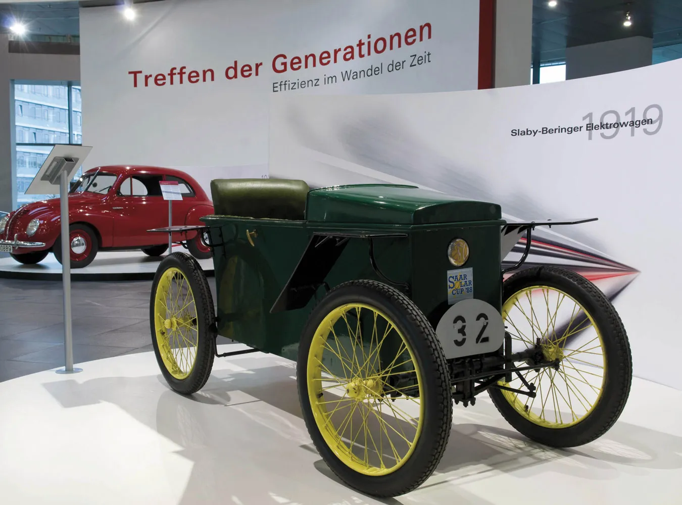 treffen_der_generat_159077a_1077442.jpg