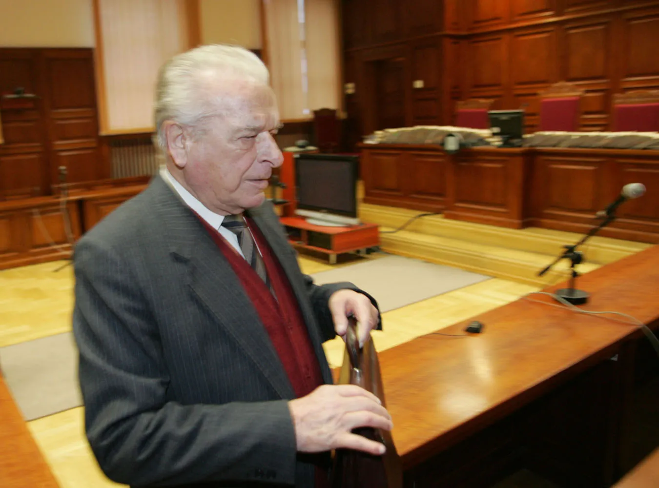Kiszczak wie, że księży zabiło SB