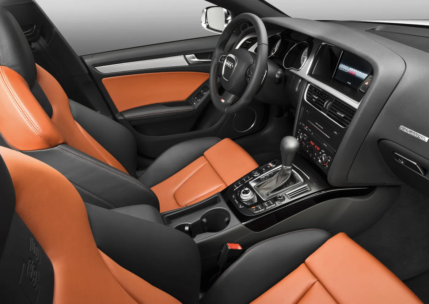 audi_s5_sportback_i_241960a_855687.jpg