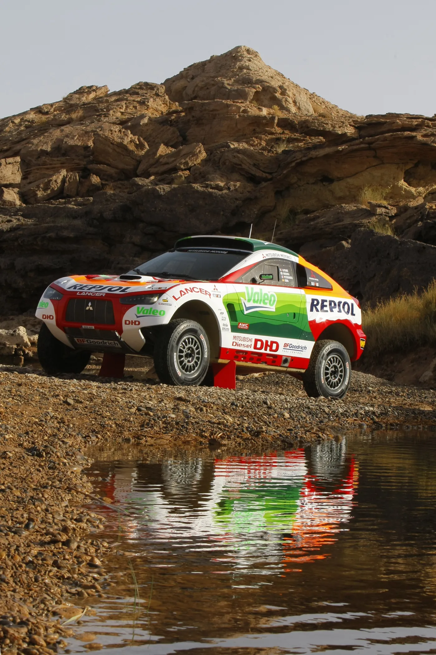 motorsport_mitsubis_127939a_627139.jpg