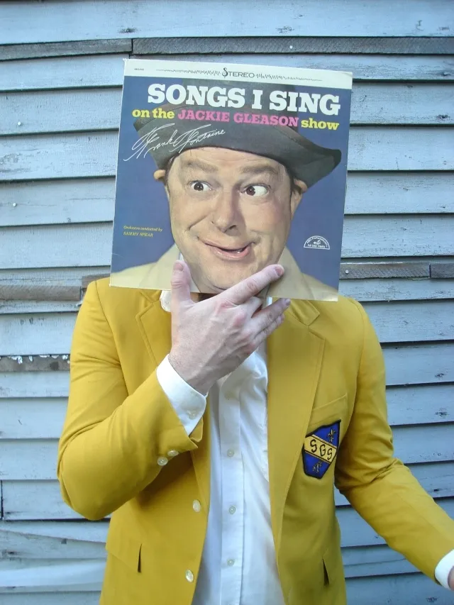 fr_sleeveface_jacki_217402a_529921.jpg