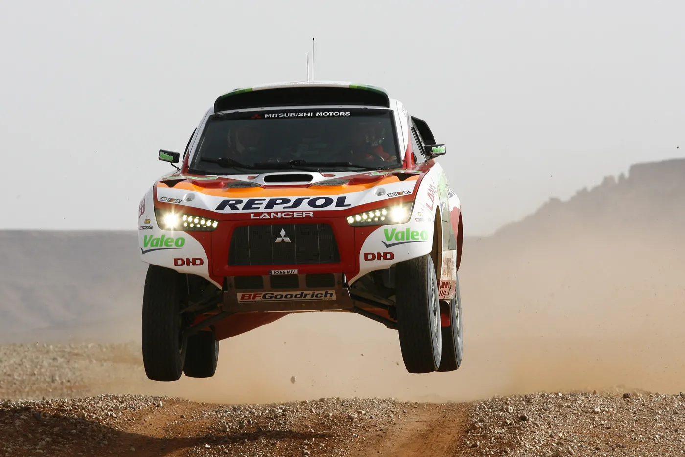 fr_racing_lancer2_h_120377a_511695.jpg