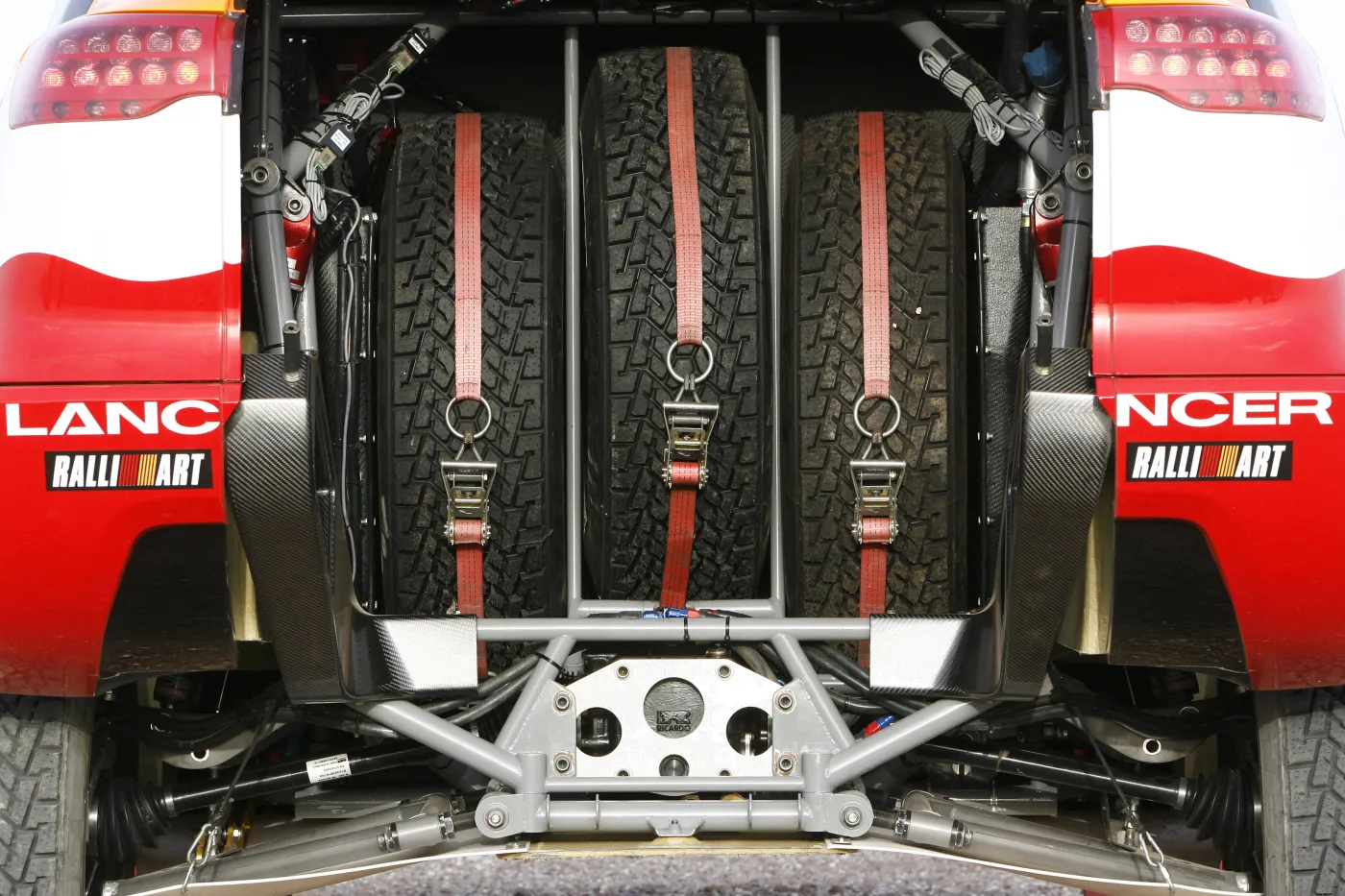 motorsport_mitsubis_127931a_626826.jpg