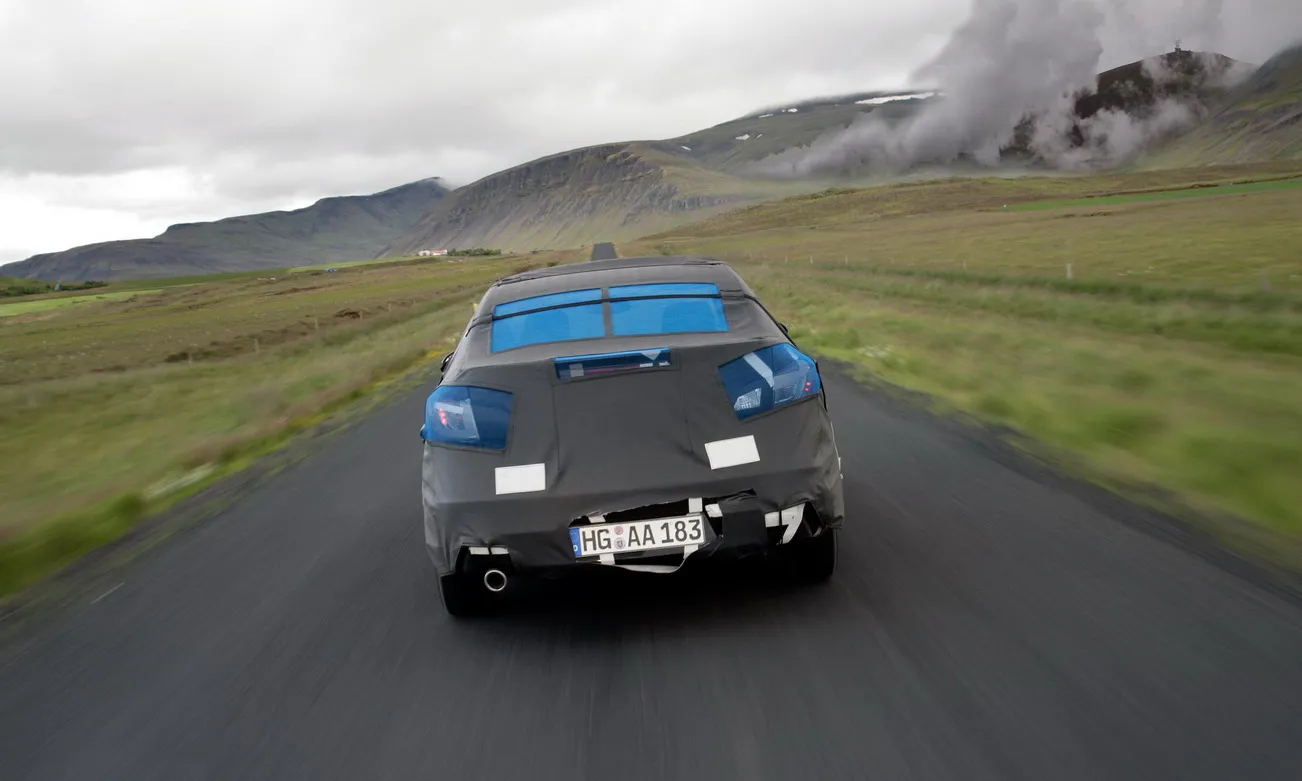 fr_mazda3_prototype_139164a_793865.jpg