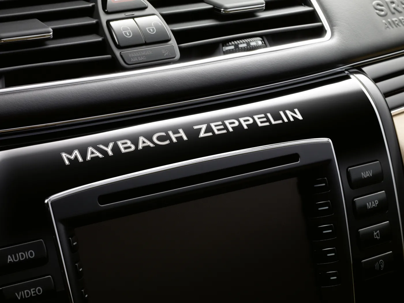 fr_maybach_zeppelin_163534a_1273855.jpg