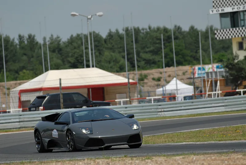 lamborghini_murcielago_lp640_1464243.jpg