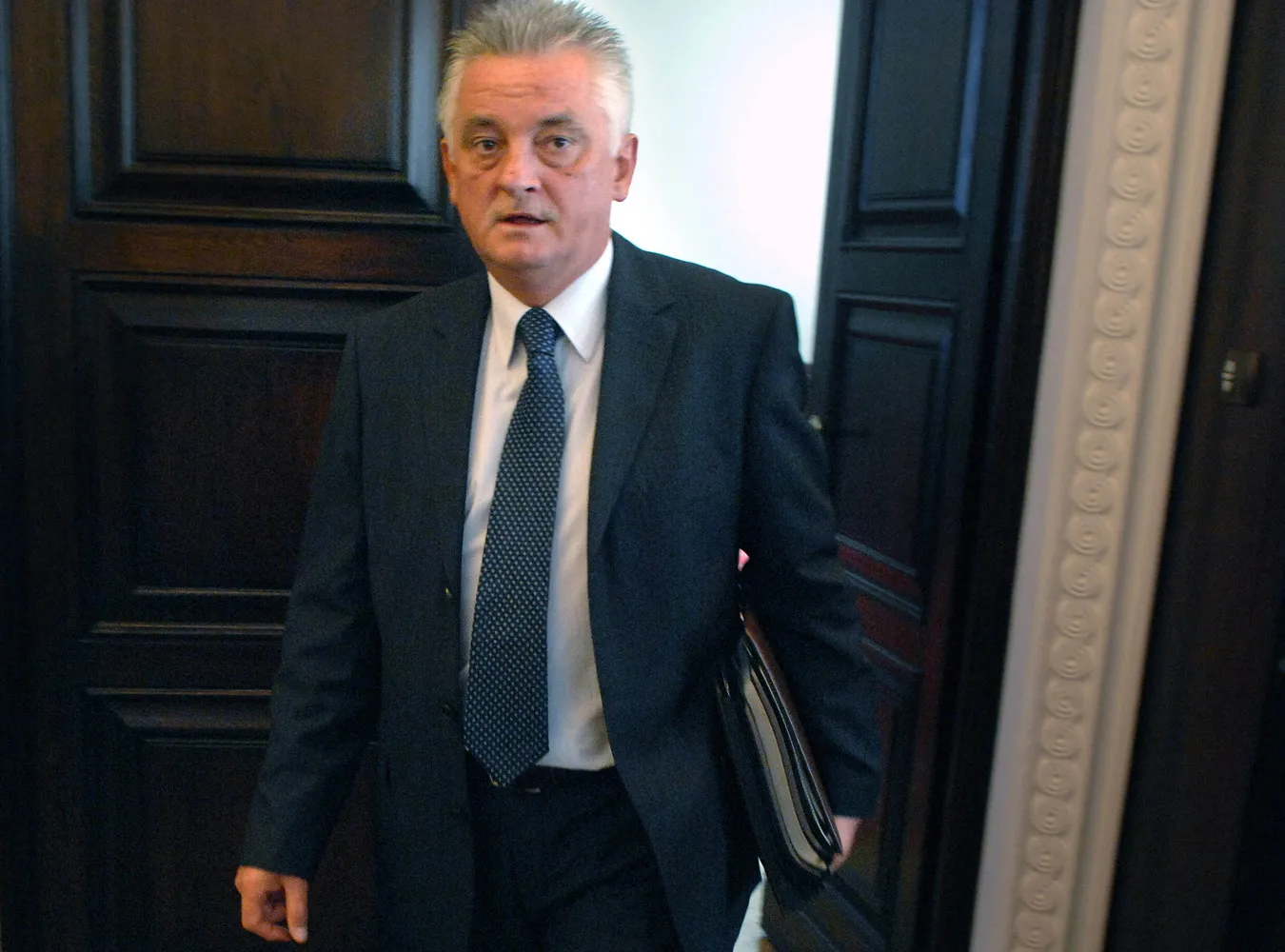 CBA wypytuje banki o pieniądze Drzewieckiego