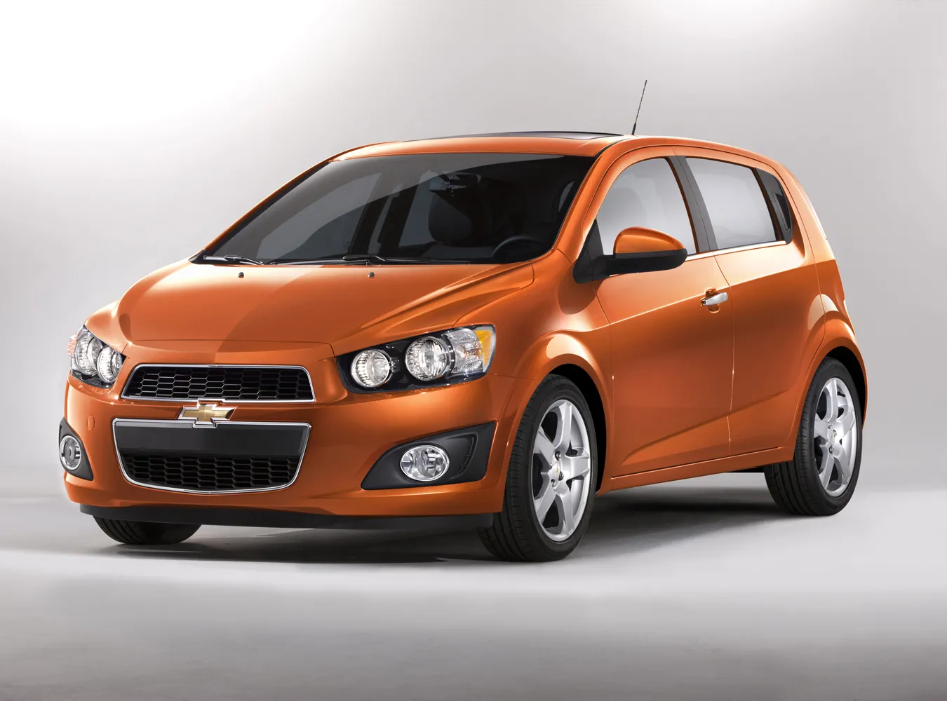 12_sonic_hatchback_01953_jp_1742583.jpg