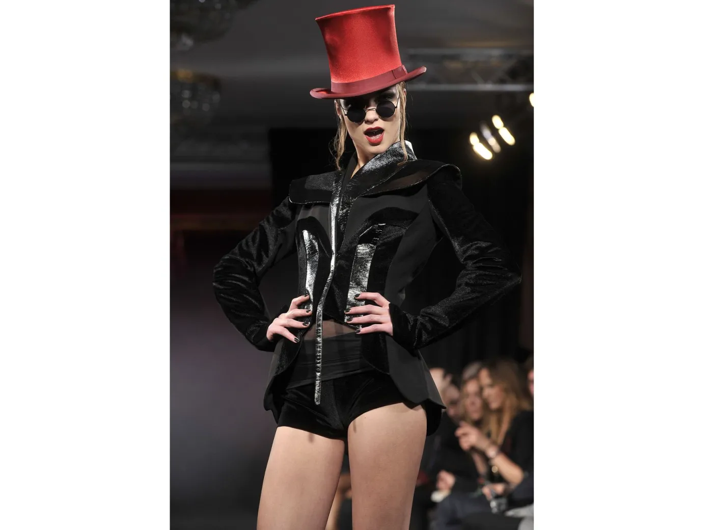 1774063-akpa20110124-minge-paryz-6462.jpg