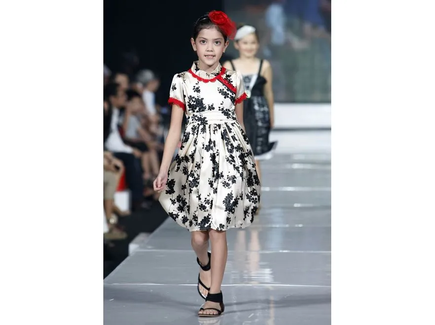 106006917ui038_jakarta_fash_1659638.jpg