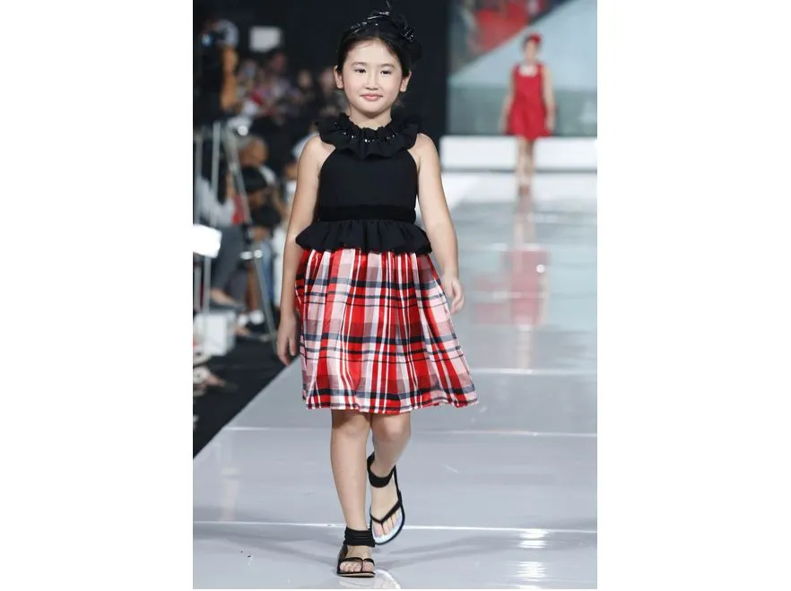 106006917ui033_jakarta_fash_1659593.jpg