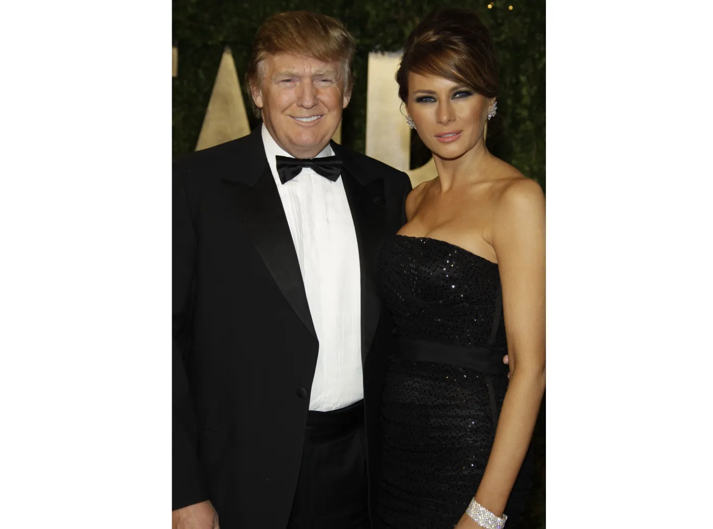 1844782-miliarder-donald-trump-z-zona.jpg