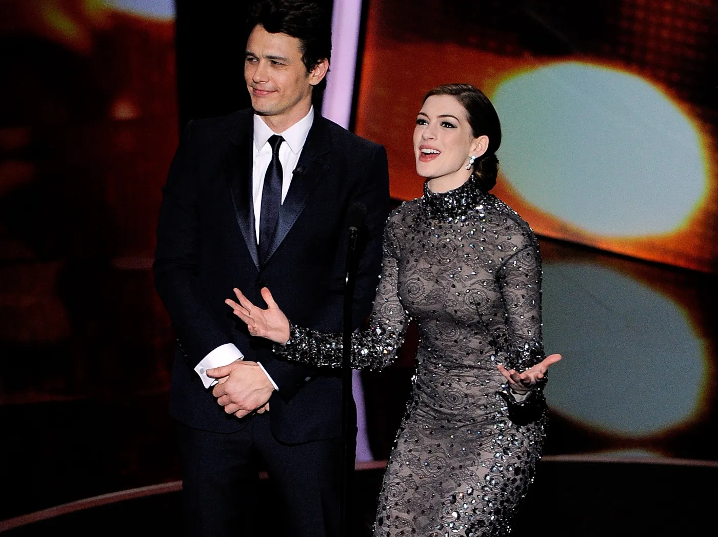 1843841-james-franco-i-anne-hathaway.jpg
