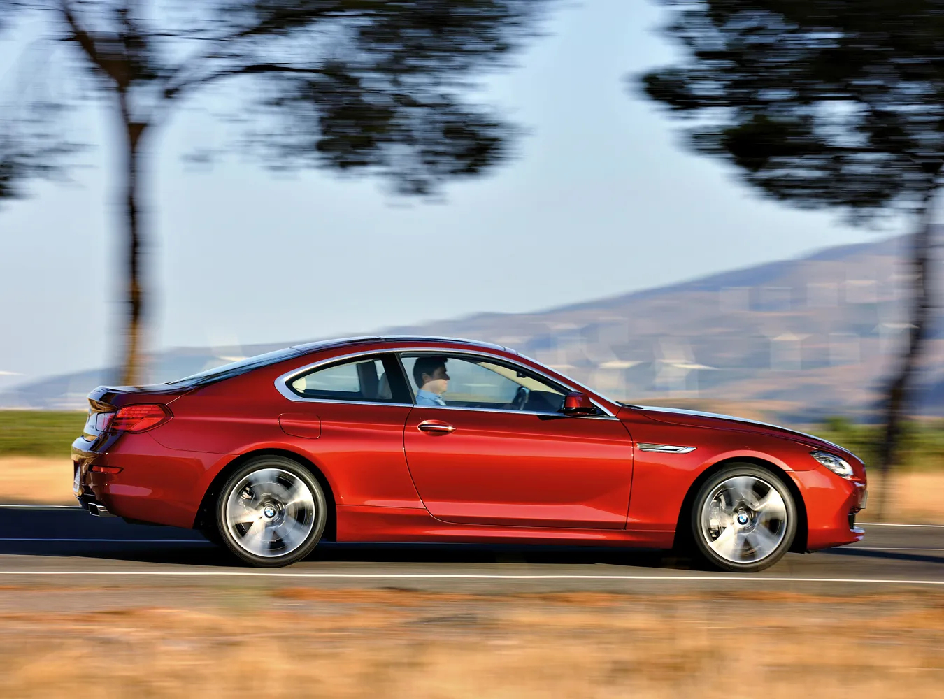 1892854-bmw-serii-6-p90071177-highres.jpg