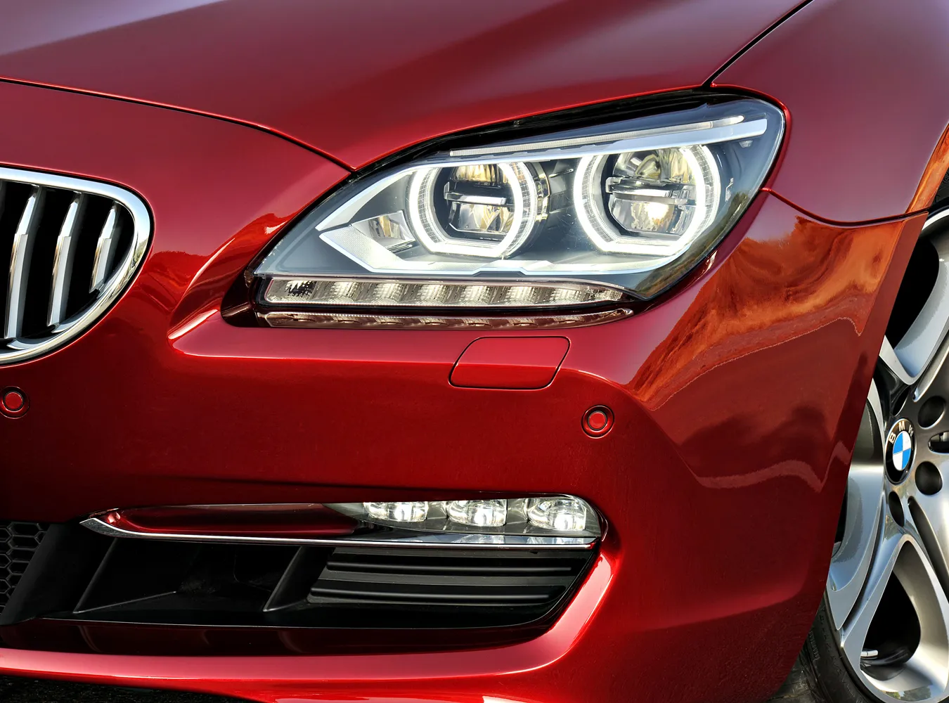 1892929-bmw-serii-6-p90071199-highres.jpg