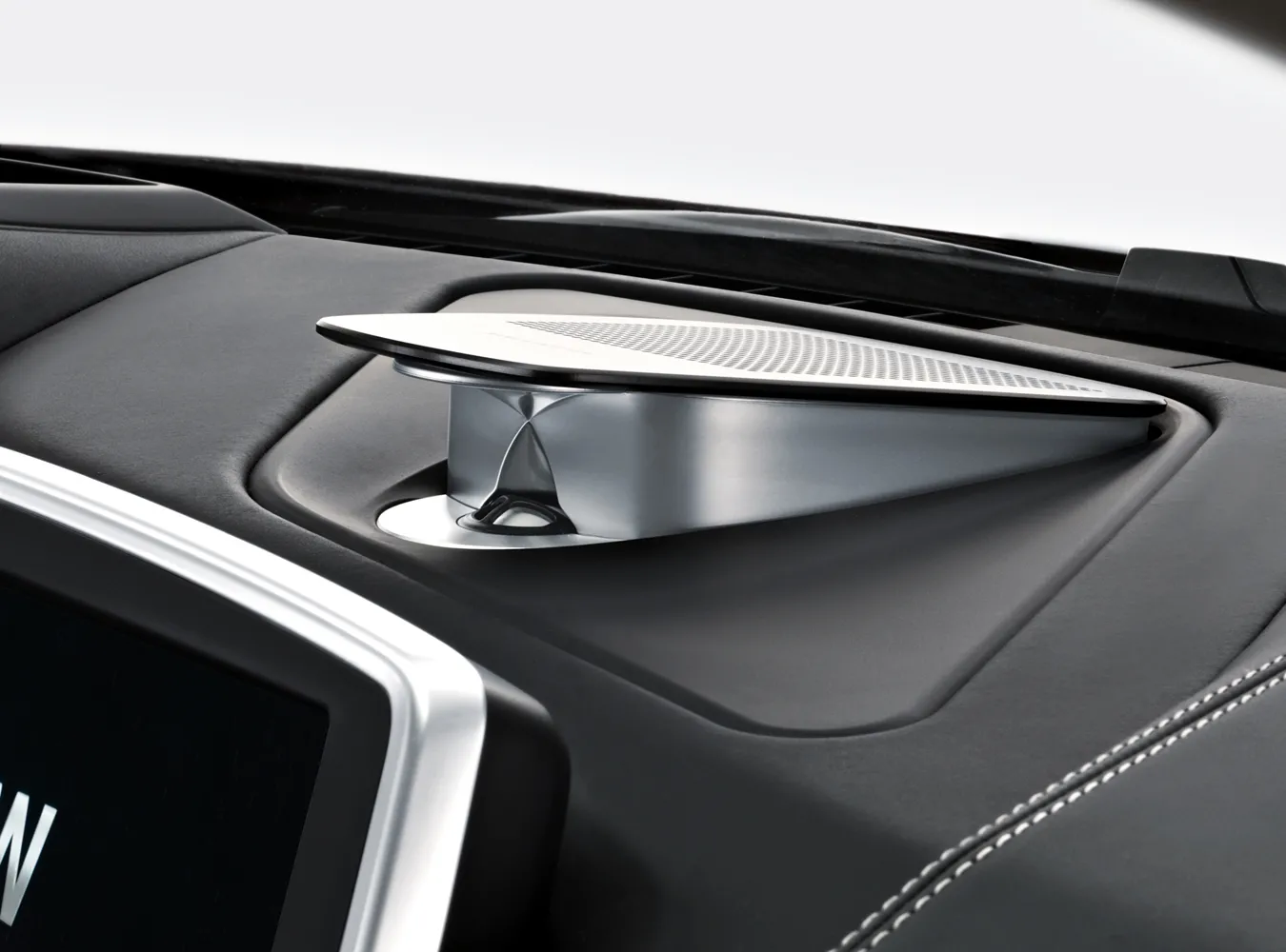 1893129-bmw-serii-6-p90071481-highres.jpg